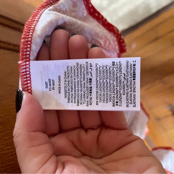 NWT Boden Ruffle Wrap Dress in ecovero paisley with puff sleeve - US 4 Long - Picture 7 of 8